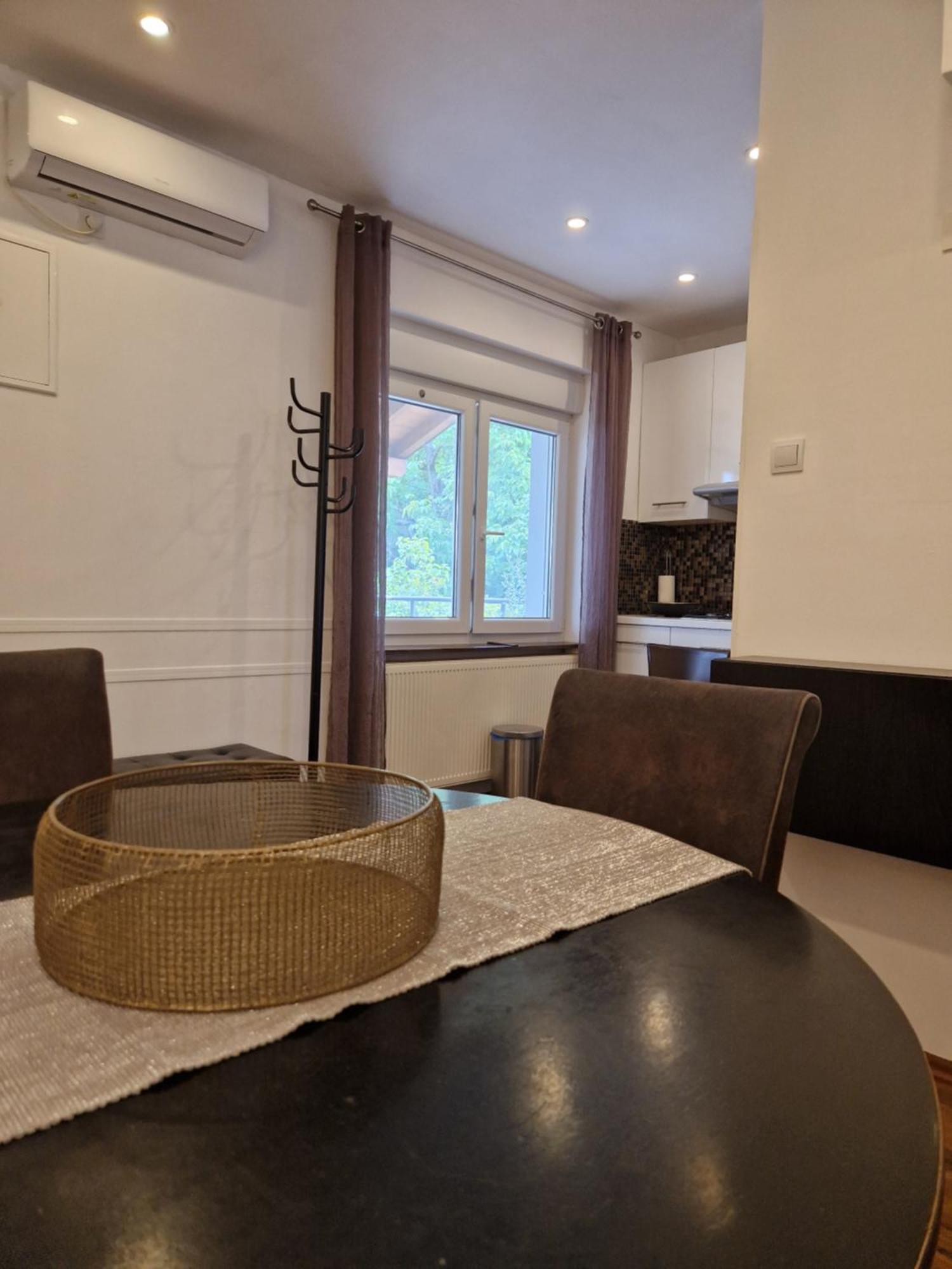 Apartman Dubravka ซาเกร็บ ภายนอก รูปภาพ